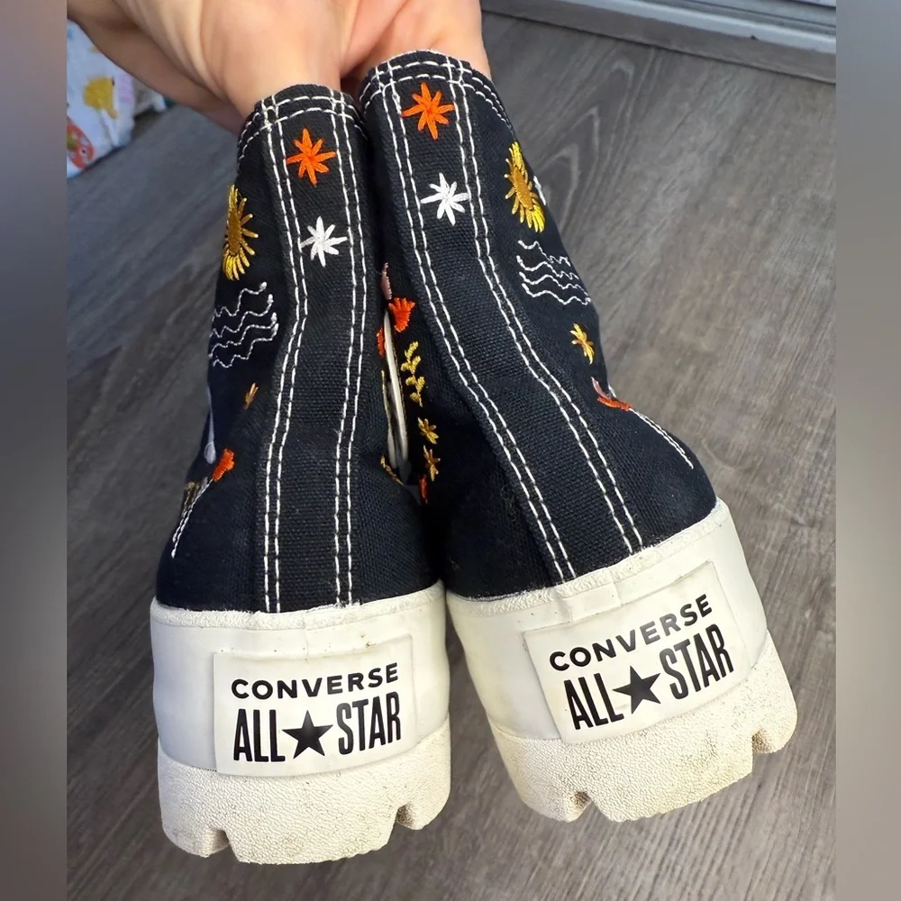 Converse 'It's Okay To Wander” Embroidered Lugged High Platform Shoes Size 7.5